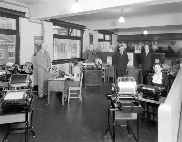 CVA 99-4860 - Clarke and Stuart [Company Limited office at 550 Seymour Street] 1936 Stuart Thomson